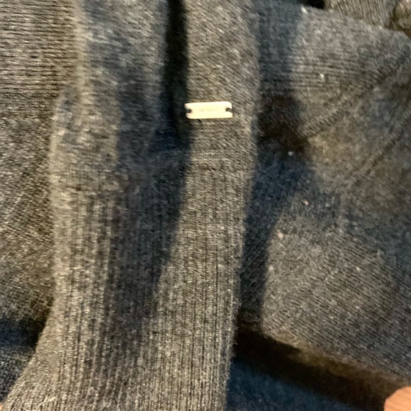 TH 100% wool cardigan wrap - Picture 5 of 12